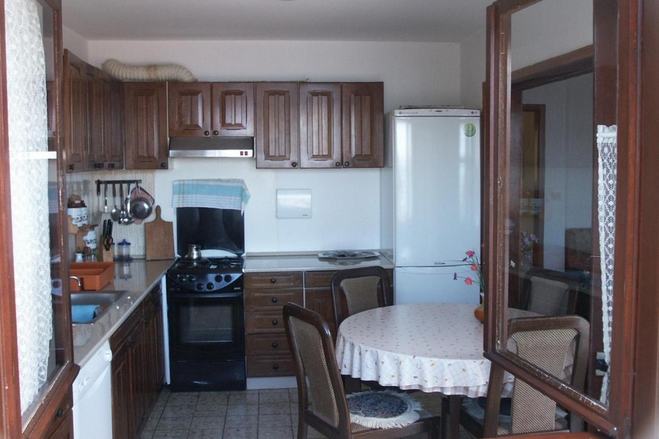 Apartments By The Sea Maslinica, Solta - 774 Grohote Екстериор снимка